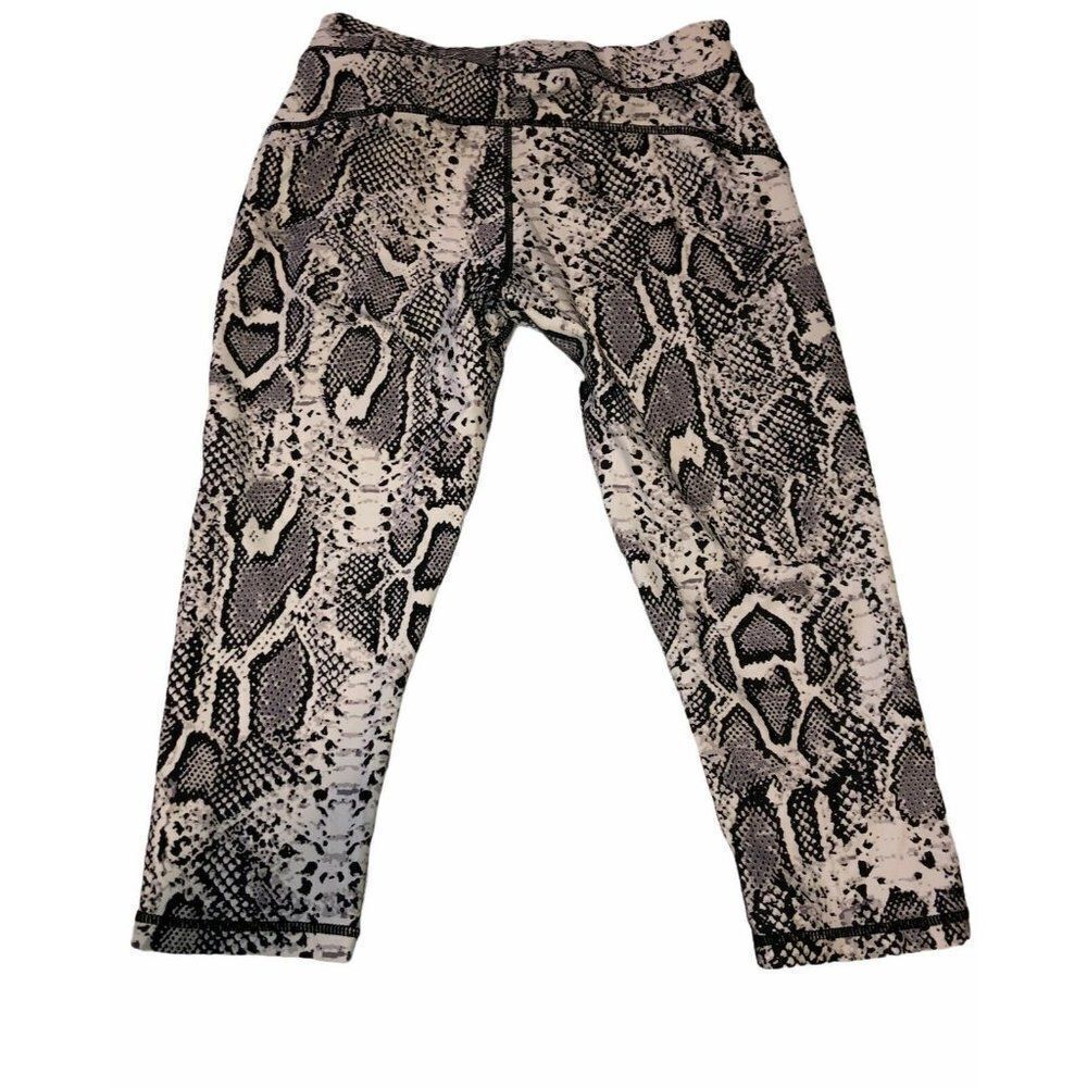 Human Performance Engineering HPE Snake Print Crop‎ - Picture 2 of 5